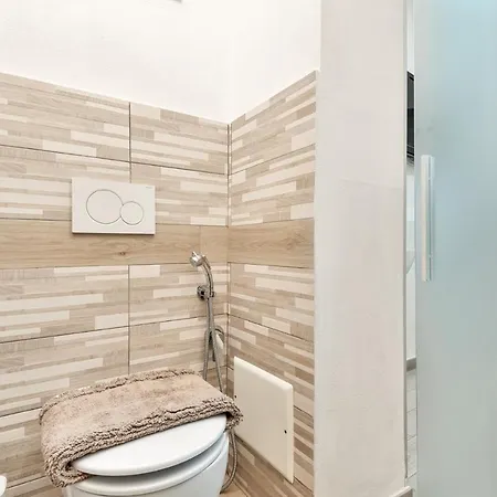 Alby Express Guest house