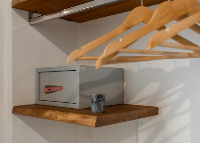 Alby Express 招待所